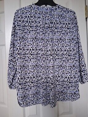 Abstract Print Long-Sleeve Blouse in Blue and Black